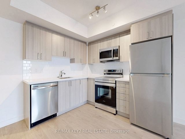 608 - 556 Marlee Ave
