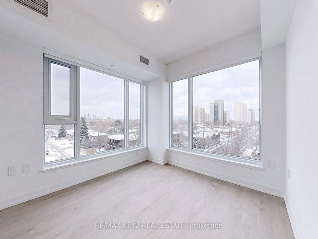 608 - 556 Marlee Ave
