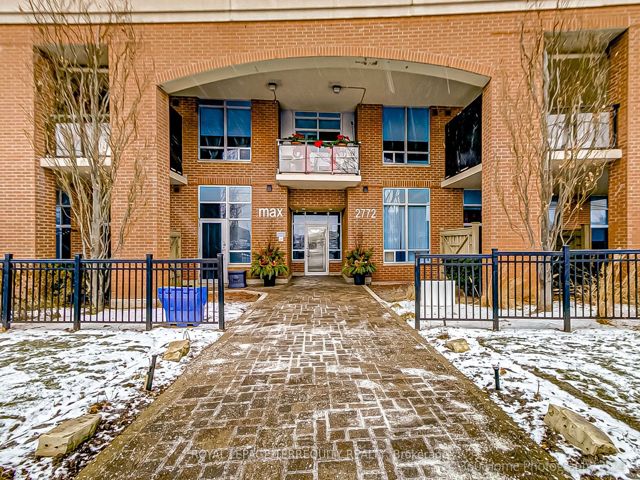 101 - 2772 Keele St