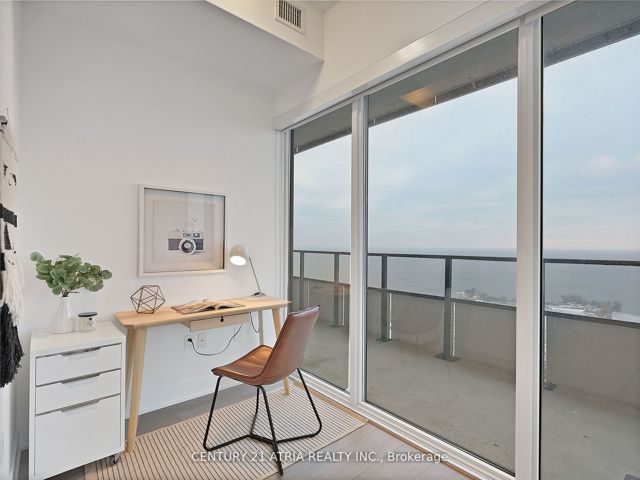 5210 - 30 Shore Breeze Dr
