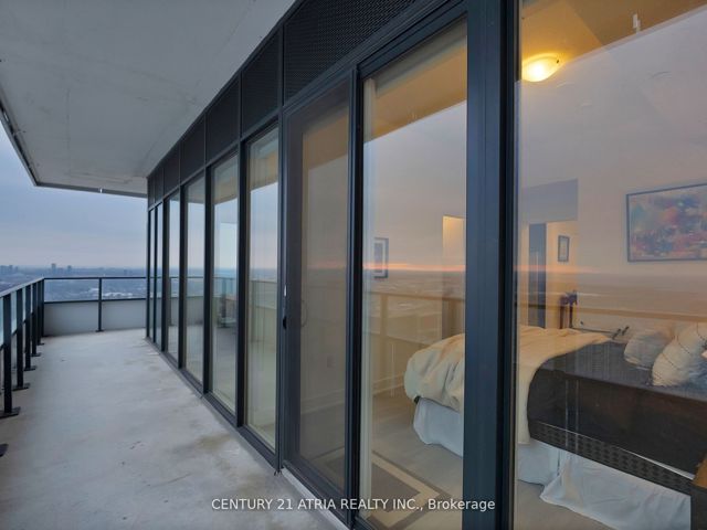 5210 - 30 Shore Breeze Dr