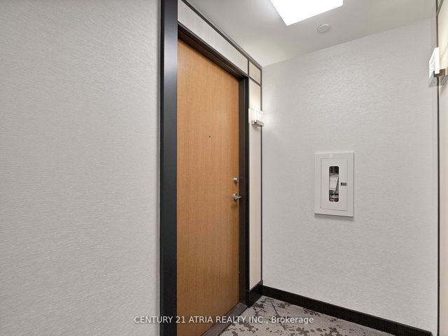 5210 - 30 Shore Breeze Dr