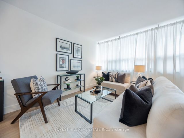 915 - 360 Ridelle Ave