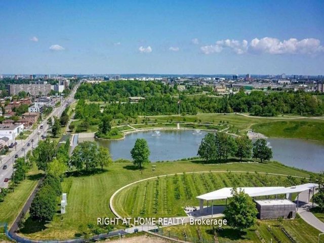 509 - 60 George Butchart Dr