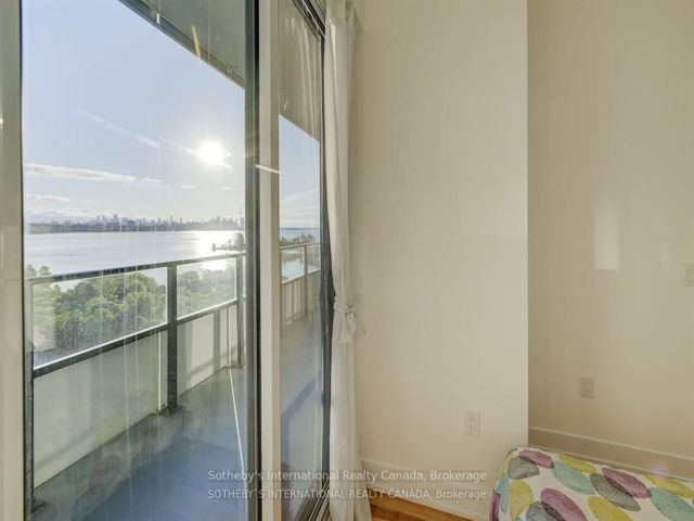 906 - 20 Shore Breeze Dr