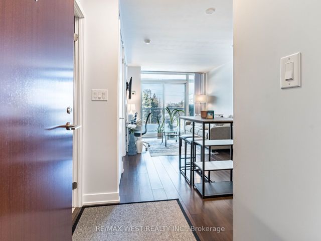 418 - 160 Flemington Rd