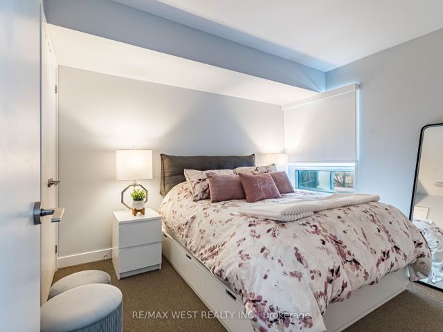 418 - 160 Flemington Rd