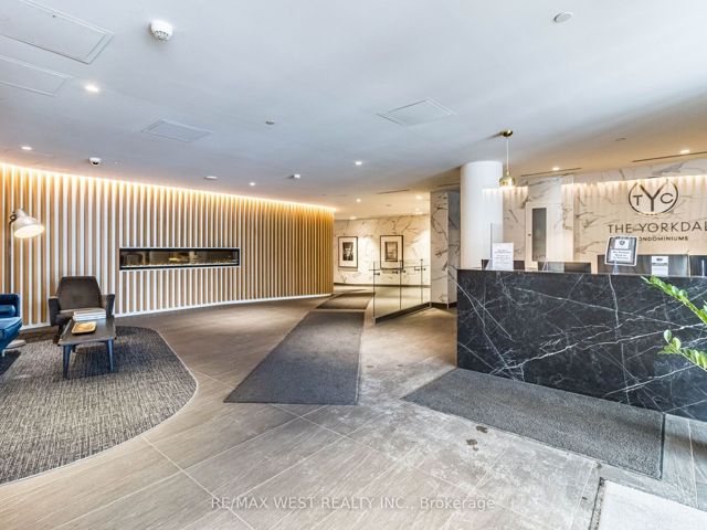 418 - 160 Flemington Rd
