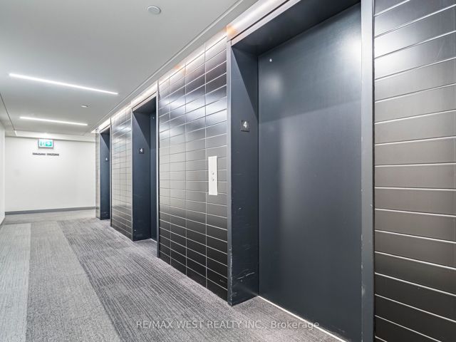 418 - 160 Flemington Rd
