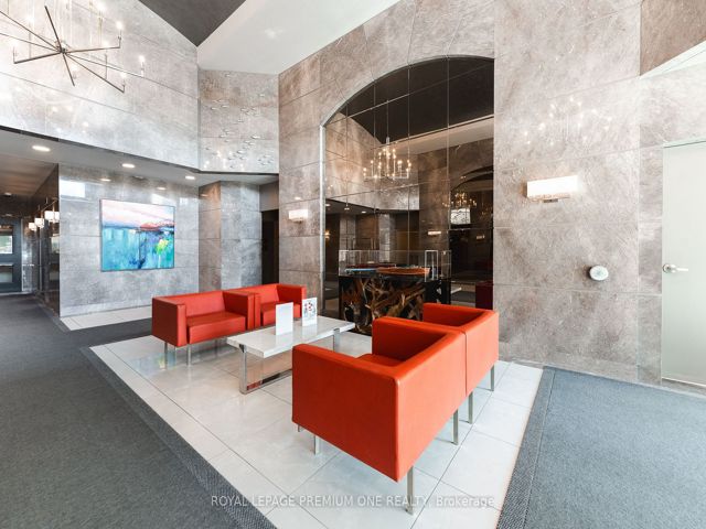1104 - 2269 Lake Shore Blvd W Blvd