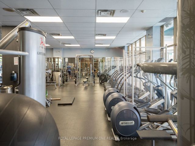 1104 - 2269 Lake Shore Blvd W Blvd