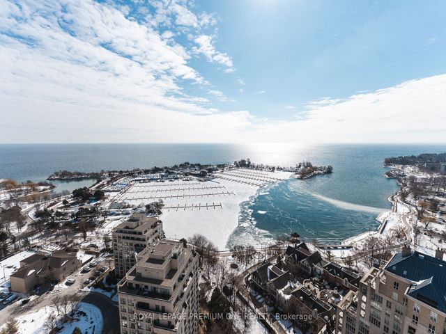 1104 - 2269 Lake Shore Blvd W Blvd