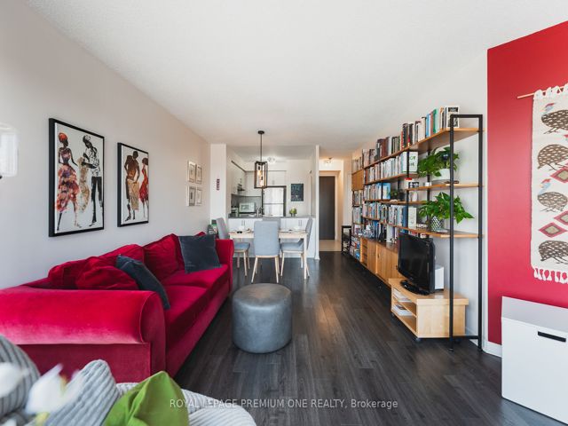 1104 - 2269 Lake Shore Blvd W Blvd