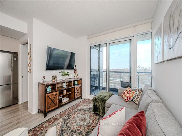 926 - 26 Gibbs Rd