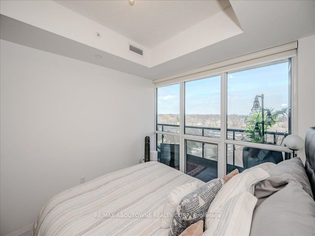 926 - 26 Gibbs Rd