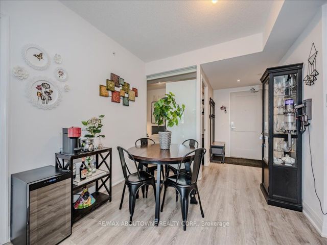 926 - 26 Gibbs Rd