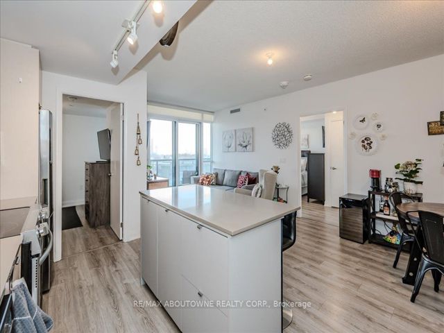 926 - 26 Gibbs Rd