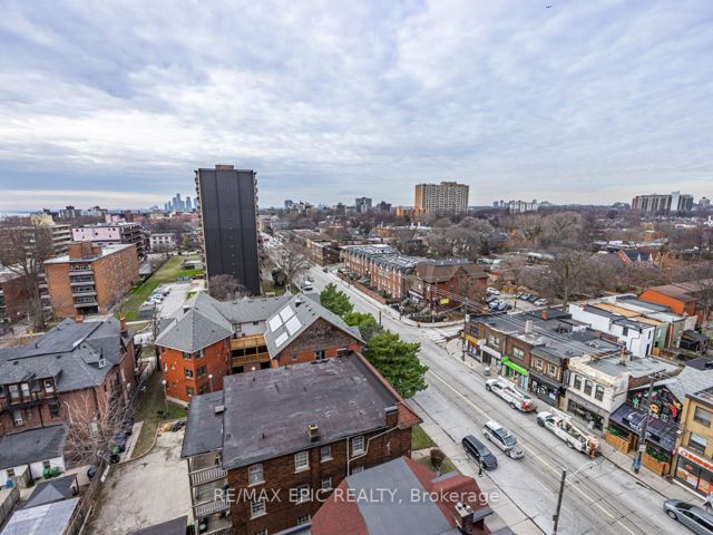815 - 270 Dufferin St