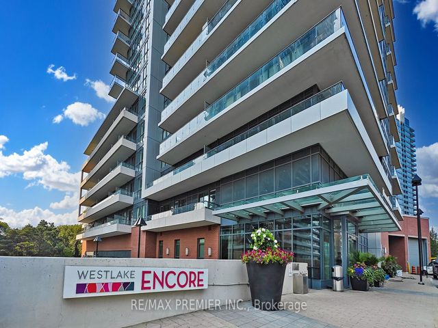 404 - 10 Park Lawn Rd