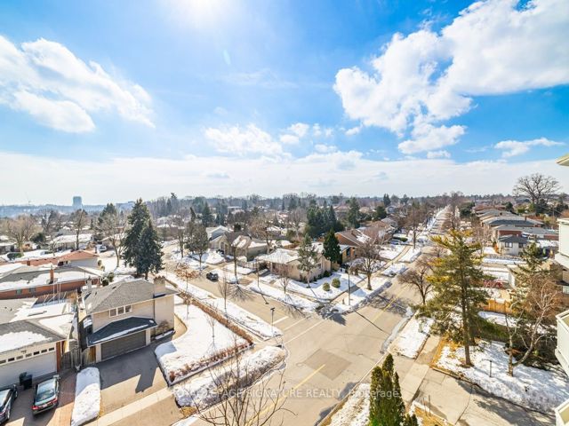 609 - 30 Allanhurst Dr