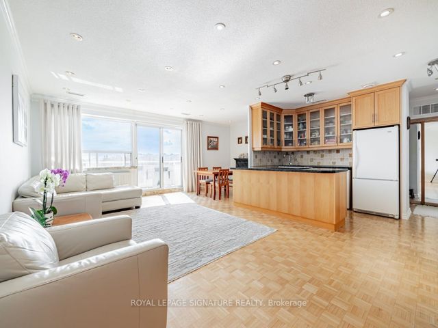 609 - 30 Allanhurst Dr