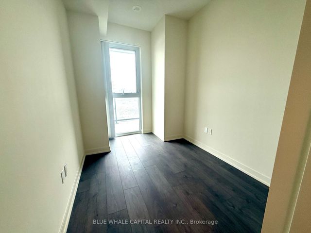 1211 - 38 Annie Craig Dr
