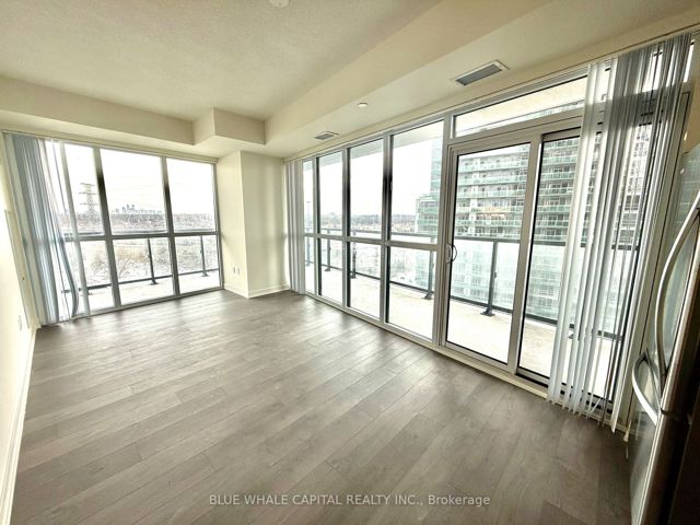1211 - 38 Annie Craig Dr