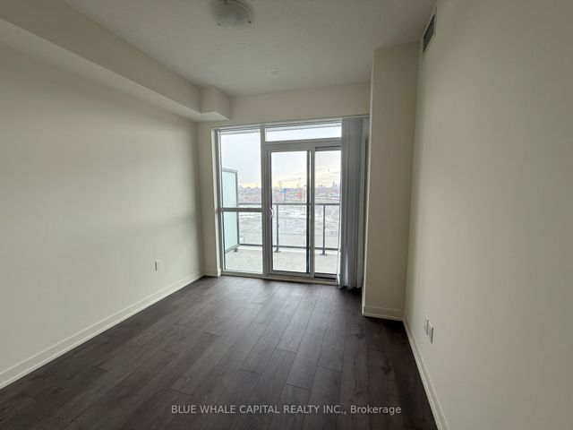 1211 - 38 Annie Craig Dr