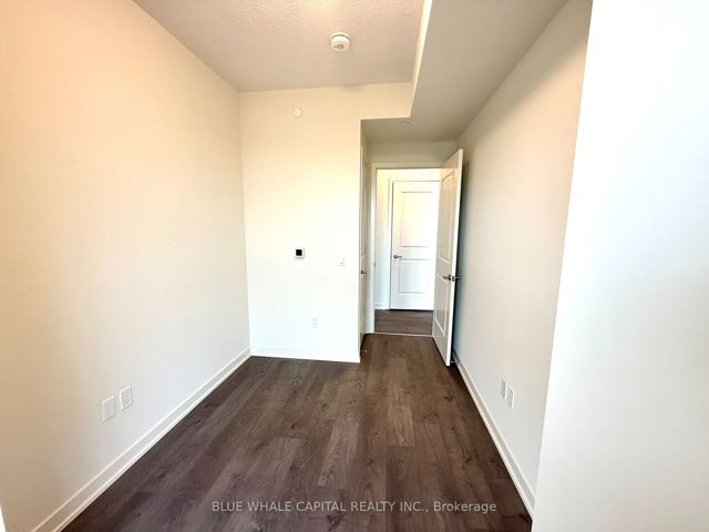 1211 - 38 Annie Craig Dr