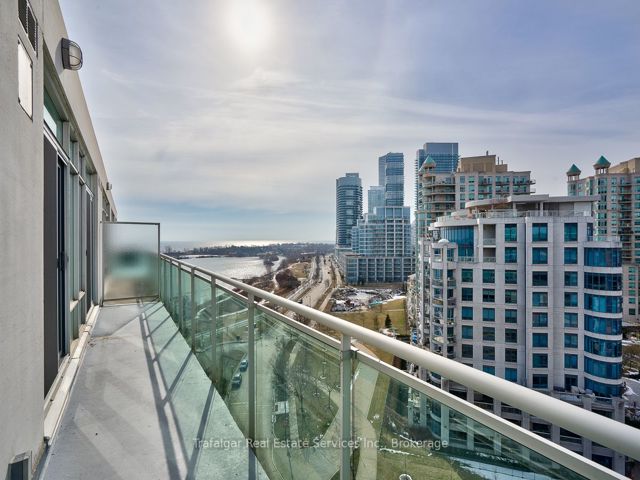 1105 - 5 Marine Parade Dr