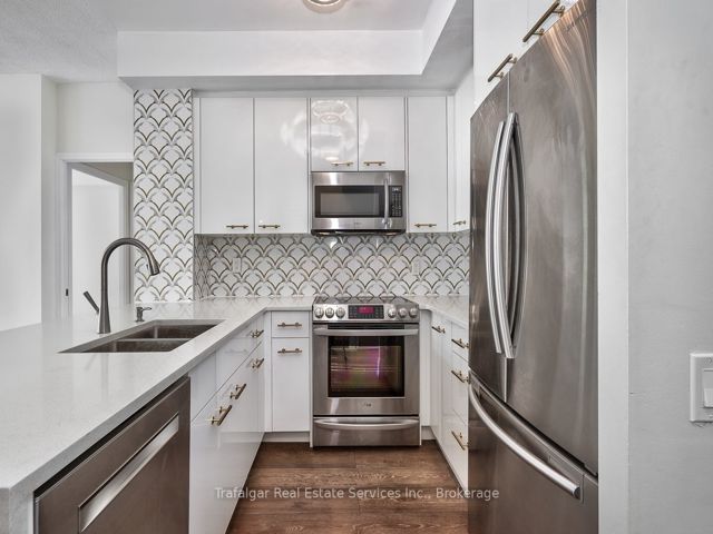 1105 - 5 Marine Parade Dr