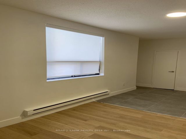 203 - 28 Maynard Ave W