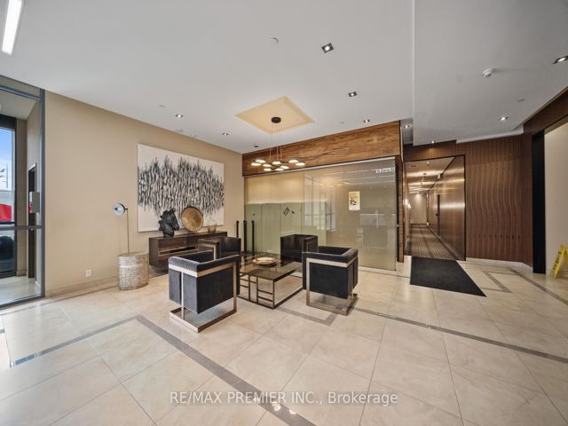 1302 - 15 Zorra St