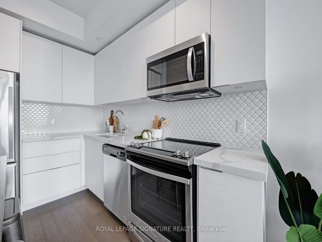 3111 - 30 Shore Breeze Dr