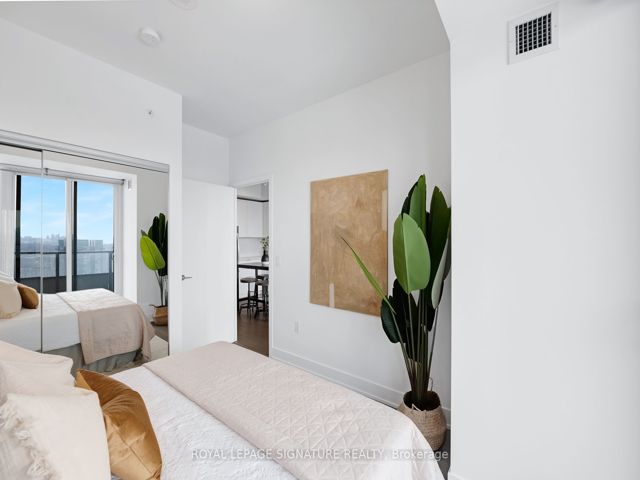 3111 - 30 Shore Breeze Dr
