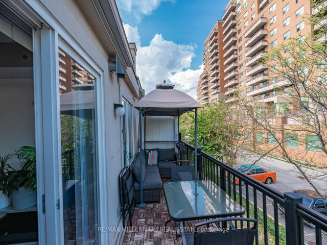 2093 - 3045 Finch Ave
