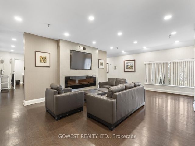 1806 - 240 Scarlett Rd