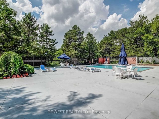 1806 - 240 Scarlett Rd