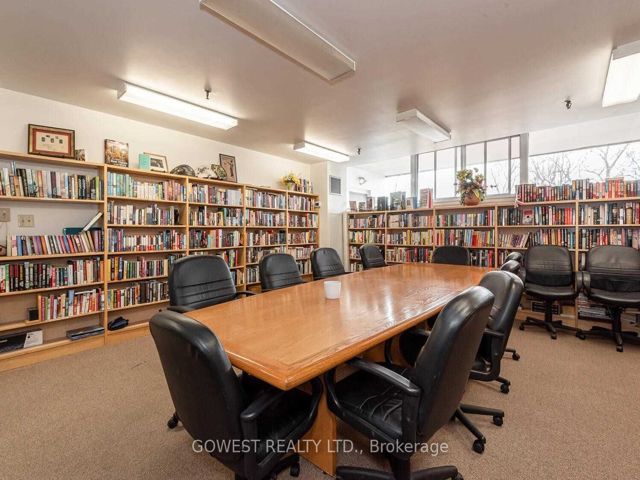 1806 - 240 Scarlett Rd