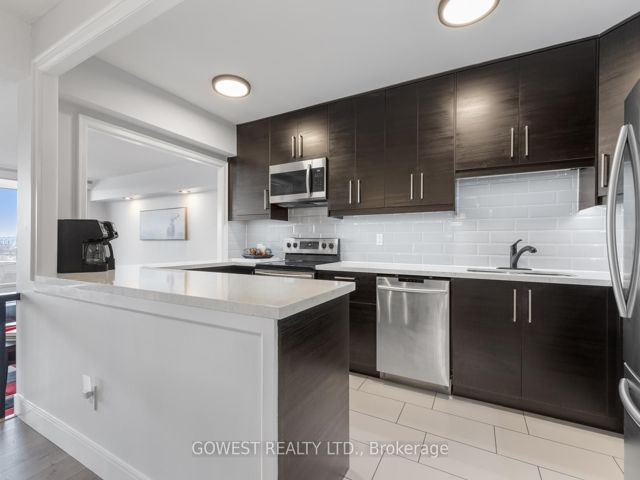 1806 - 240 Scarlett Rd