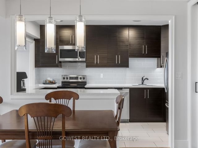 1806 - 240 Scarlett Rd