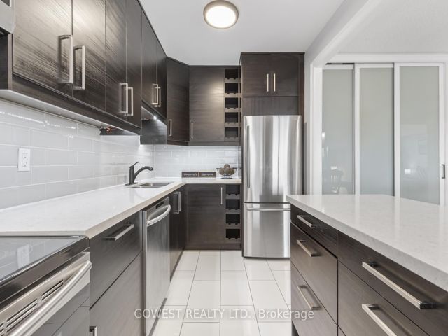 1806 - 240 Scarlett Rd