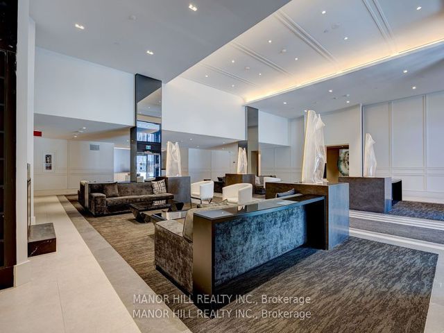 807 - 30 Gibbs Rd
