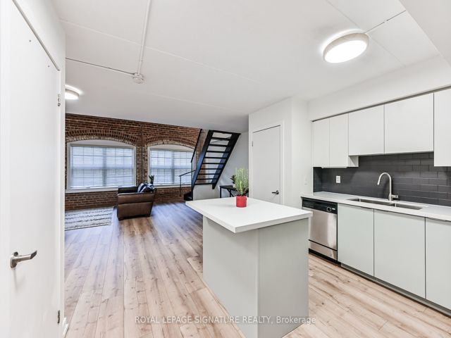 336 - 1100 Lansdowne Ave