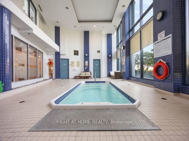 1108 - 2083 Lake Shore Blvd W