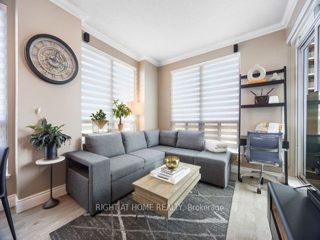 1108 - 2083 Lake Shore Blvd W