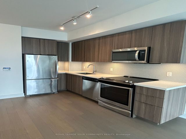 3914 - 30 Shore Breeze Dr E