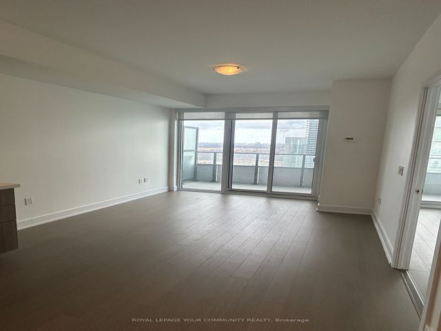 3914 - 30 Shore Breeze Dr E