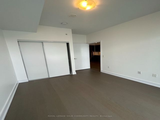 3914 - 30 Shore Breeze Dr E