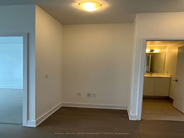 3914 - 30 Shore Breeze Dr E